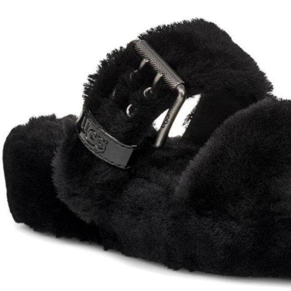 UGG FUZZ YEAH GENUINE SHEARLING SLIPPER SANDAL MSRP$99 1 Color: Black - Picture 1 of 13